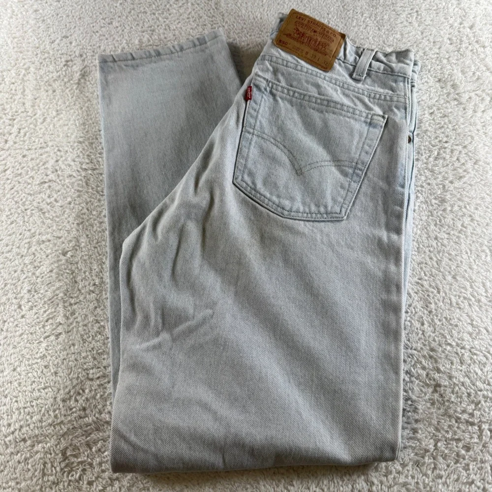Vintage Levi's 550 Mens 33x32 Tag 32x32 Fit Light Relaxed Tapered Jeans Made USA